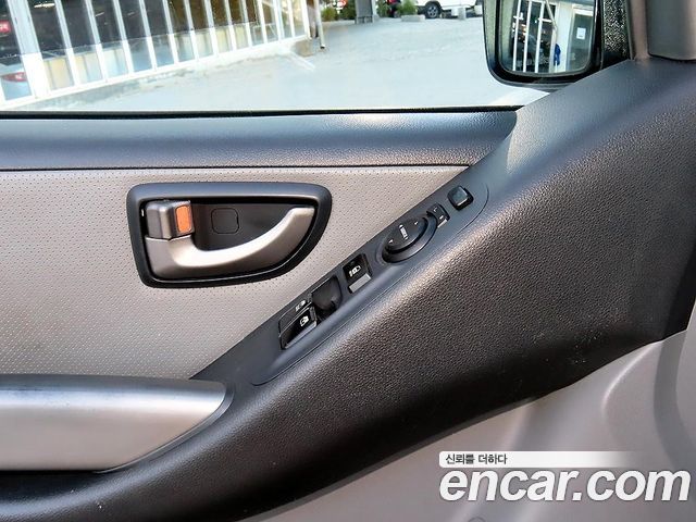 Hyundai Starex 2019 — photo 11