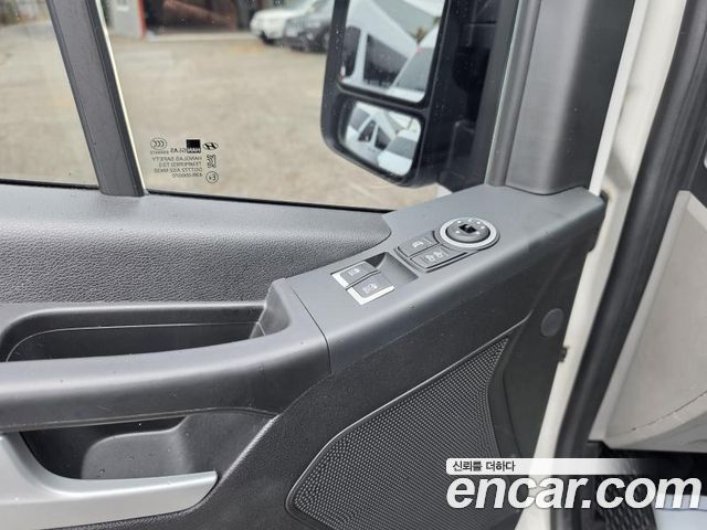 Hyundai Solati 2018 — photo 11