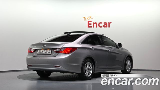 Hyundai Sonata 2012 — photo 2