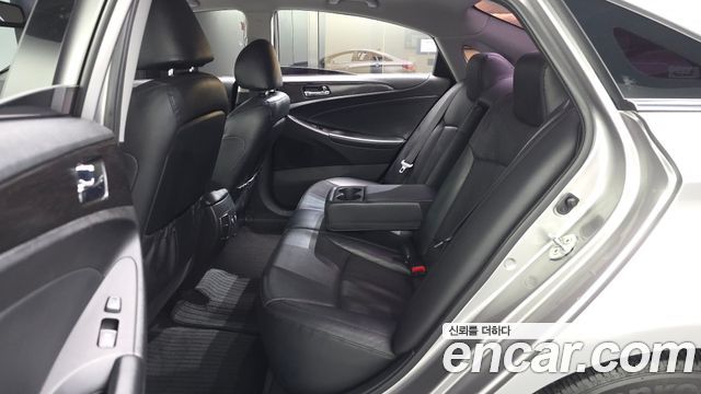 Hyundai Sonata 2012 — photo 12