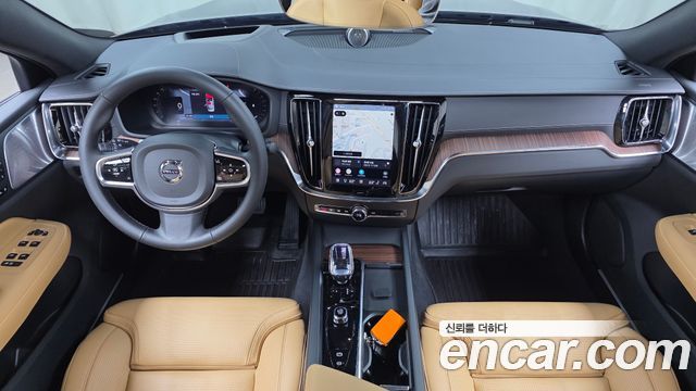 Volvo S60 2024 — photo 10