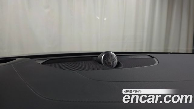Volvo S60 2024 — photo 32
