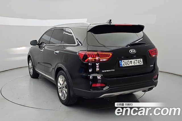 Kia Sorento 2019 — photo 2