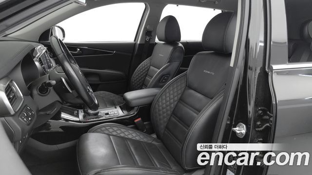 Kia Sorento 2019 — photo 16