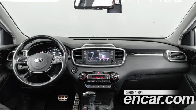Kia Sorento 2019 — photo 19