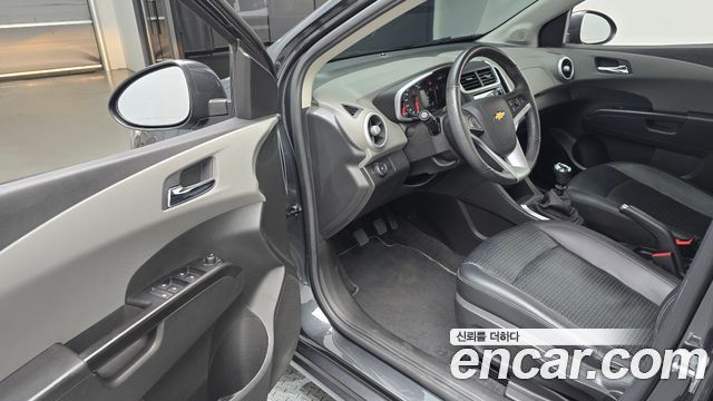 Chevrolet Korea Aveo 2017 — photo 13