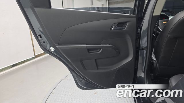 Chevrolet Korea Aveo 2017 — photo 15