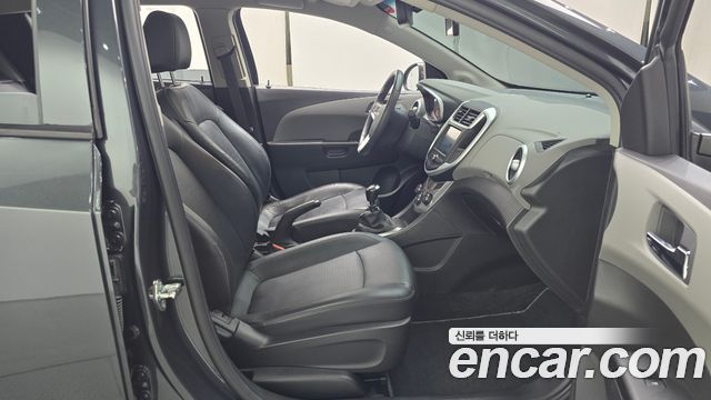 Chevrolet Korea Aveo 2017 — photo 16