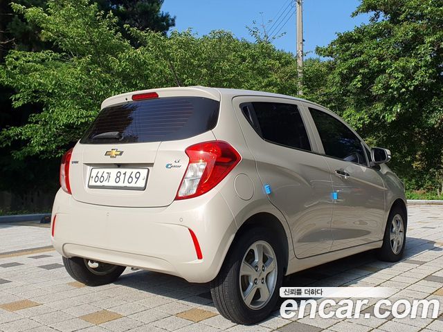 Chevrolet Korea Spark 2018 — photo 3