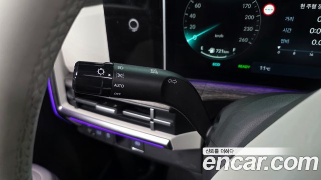 Hyundai Santafe 2025 — photo 21