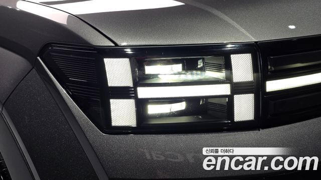 Hyundai Santafe 2025 — photo 8