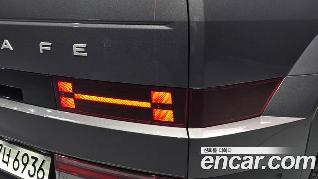 Hyundai Santafe 2025 — photo 9