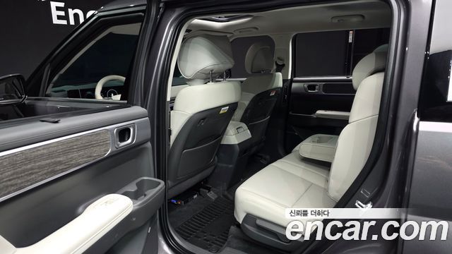 Hyundai Santafe 2025 — photo 16