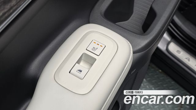 Hyundai Santafe 2025 — photo 30