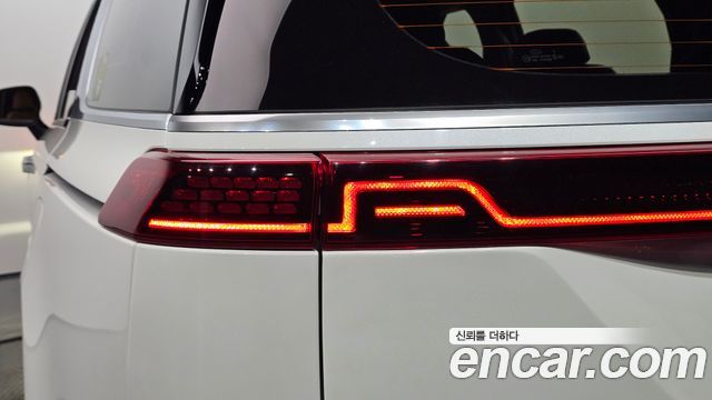Kia Canival 2021 — photo 9