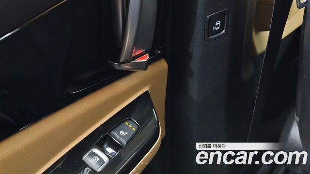 Kia Canival 2021 — photo 27