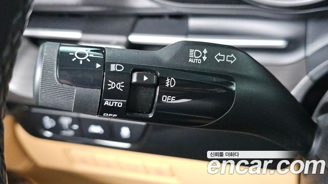 Kia Canival 2021 — photo 30