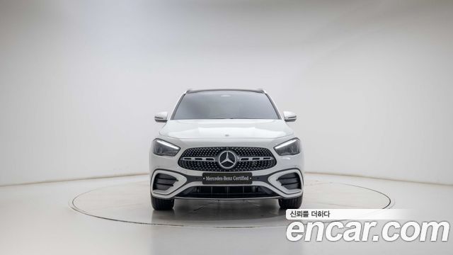 Mercedes-Benz GLA-Class 2026 — photo 3