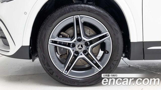 Mercedes-Benz GLA-Class 2026 — photo 5