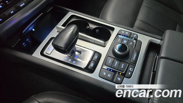 Genesis G80 2018 — photo 12