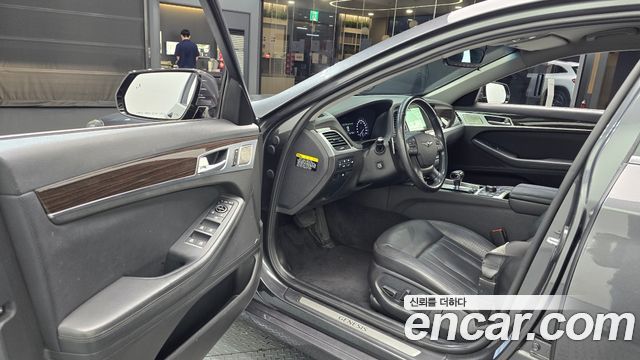Genesis G80 2018 — photo 13