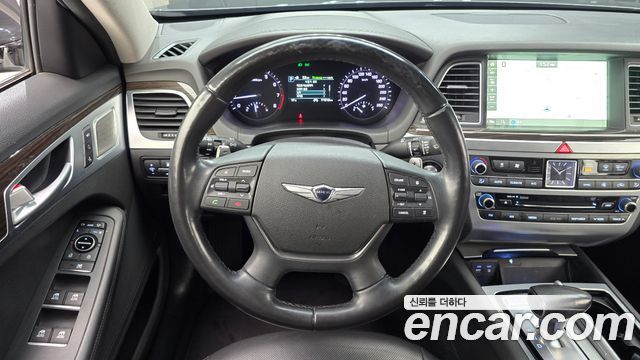 Genesis G80 2018 — photo 19