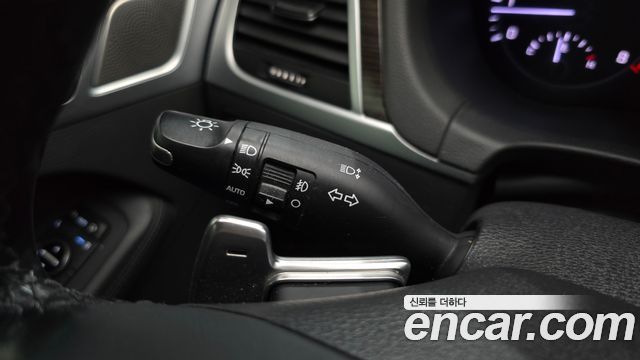 Genesis G80 2018 — photo 28