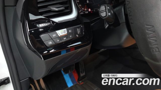 BMW Z4 2025 — photo 18