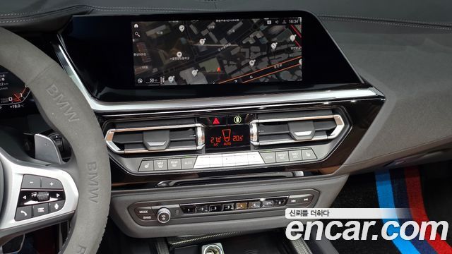 BMW Z4 2025 — photo 22