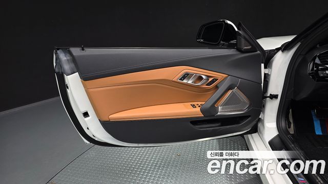 BMW Z4 2025 — photo 14