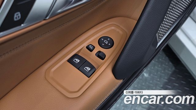 BMW Z4 2025 — photo 28