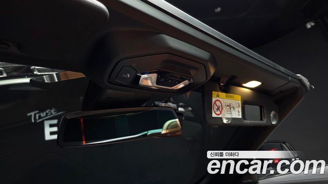 BMW Z4 2025 — photo 29