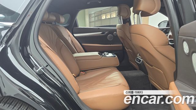 Genesis G80 2023 — photo 12