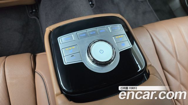 Genesis G80 2023 — photo 18
