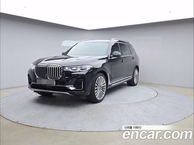 BMW X7 2021 — photo 1
