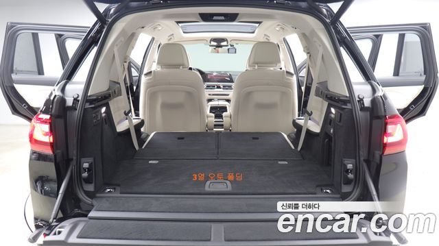 BMW X7 2021 — photo 13