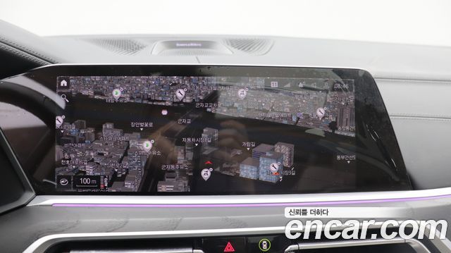 BMW X7 2021 — photo 14