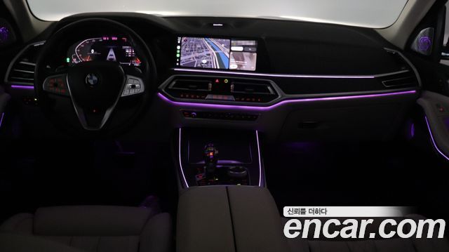 BMW X7 2021 — photo 20