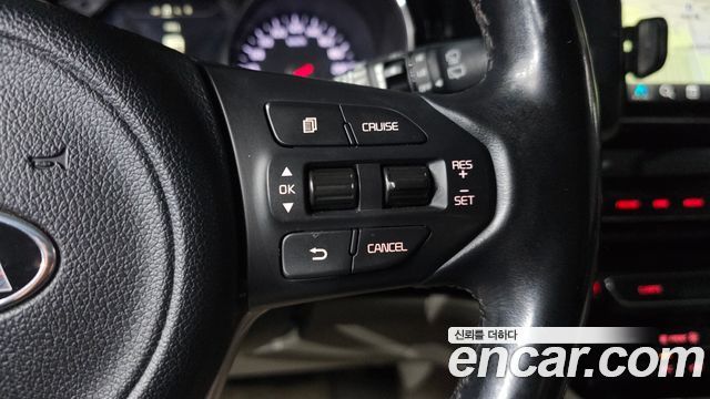 Kia Canival 2017 — photo 14