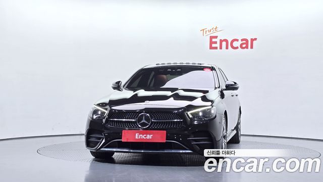 Mercedes-Benz E-Class 2021 — photo 3