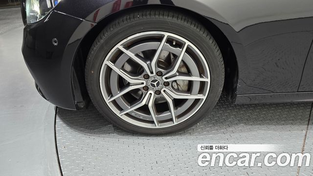 Mercedes-Benz E-Class 2021 — photo 5