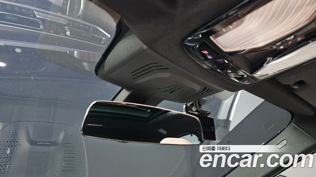BMW X6 2021 — photo 24