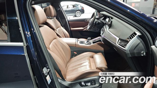 BMW X6 2021 — photo 16