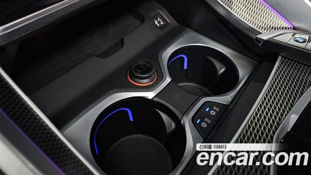 BMW X6 2021 — photo 27