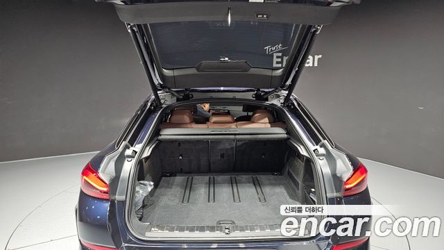 BMW X6 2021 — photo 35