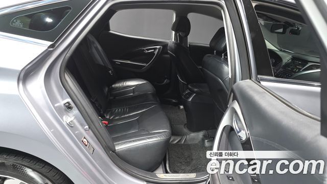 Hyundai Grandeur 2017 — photo 18