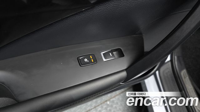 Hyundai Grandeur 2017 — photo 25