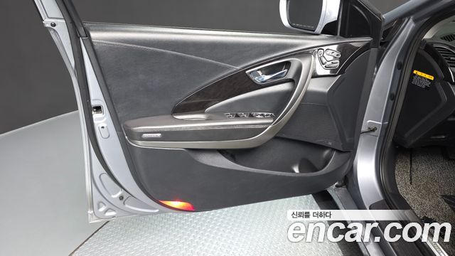 Hyundai Grandeur 2017 — photo 14