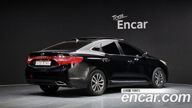 Hyundai Grandeur 2011 — photo 2