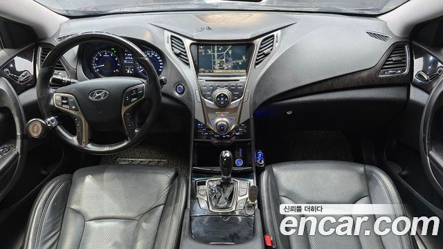 Hyundai Grandeur 2011 — photo 7